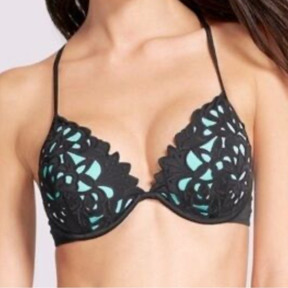 Shade & Shore Black and Green Bikini with Molded Cups - Picture 1 of 7